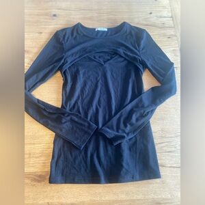 Her Lolly Chips Long Sleeve Peekaboo Neck Tee Shirt Black Women’s Medium Prelove